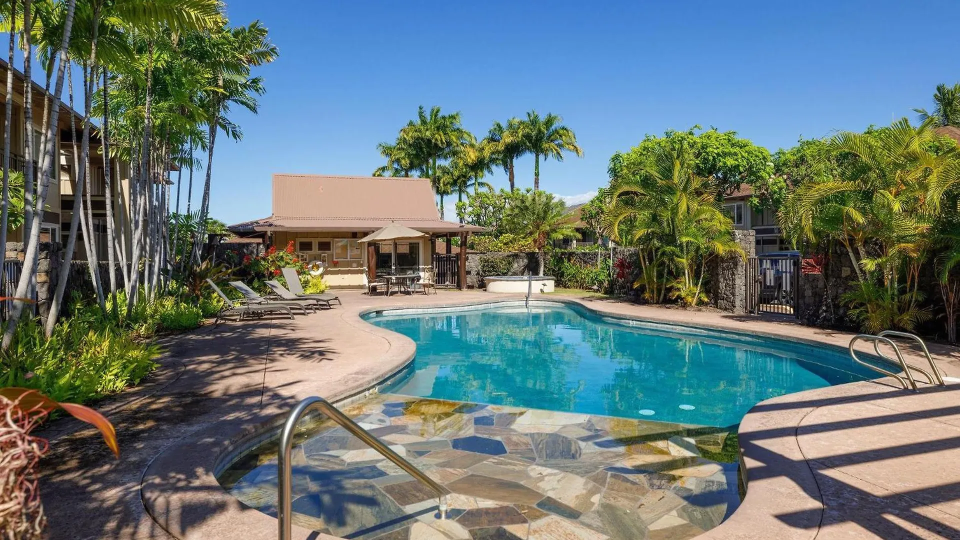 Alii Park Place#N-202 Kailua-Kona USA
